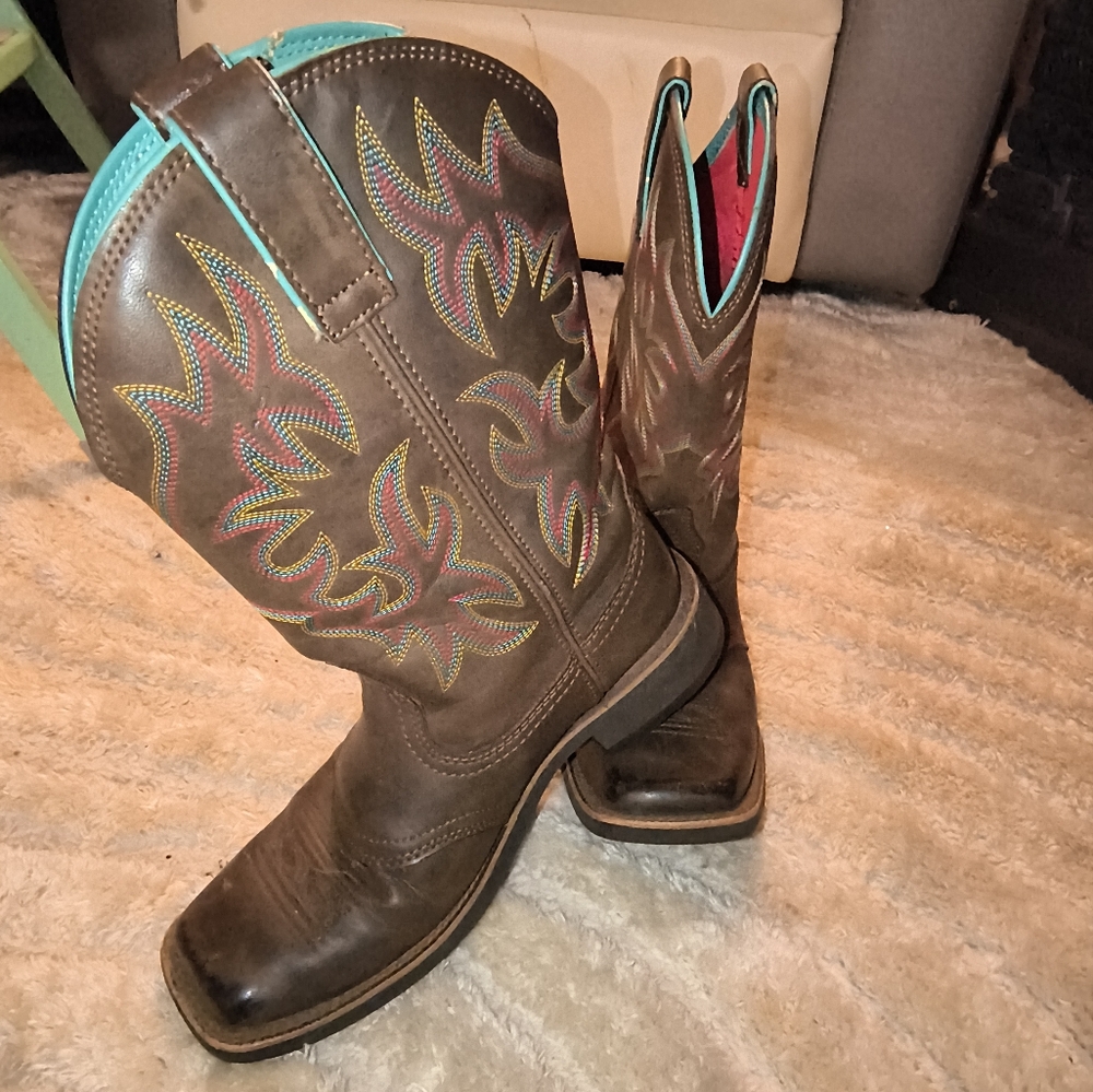 Square toe Ariat boots